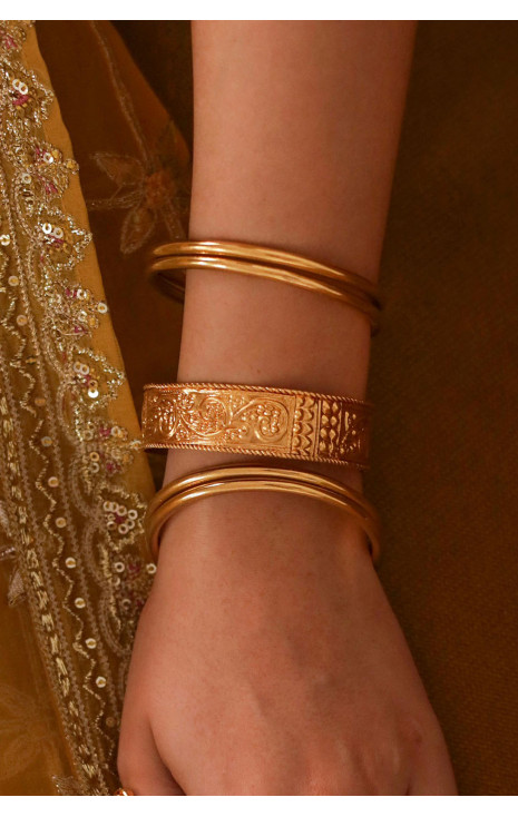 Gold Bridal Churi (Bangle)